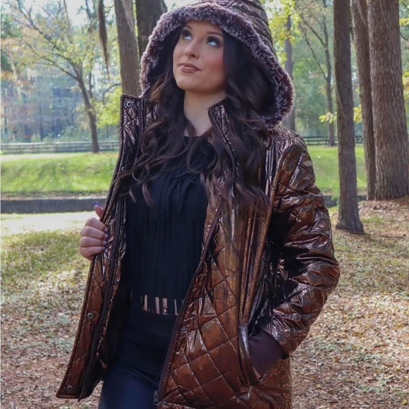 GORGEOUS BROWN METALLIC COAT - Picture 2 of 3